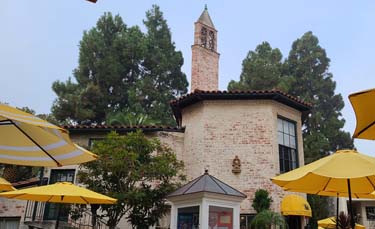 Yellow Vase at Malaga Cove Plaza, Palos Verdes